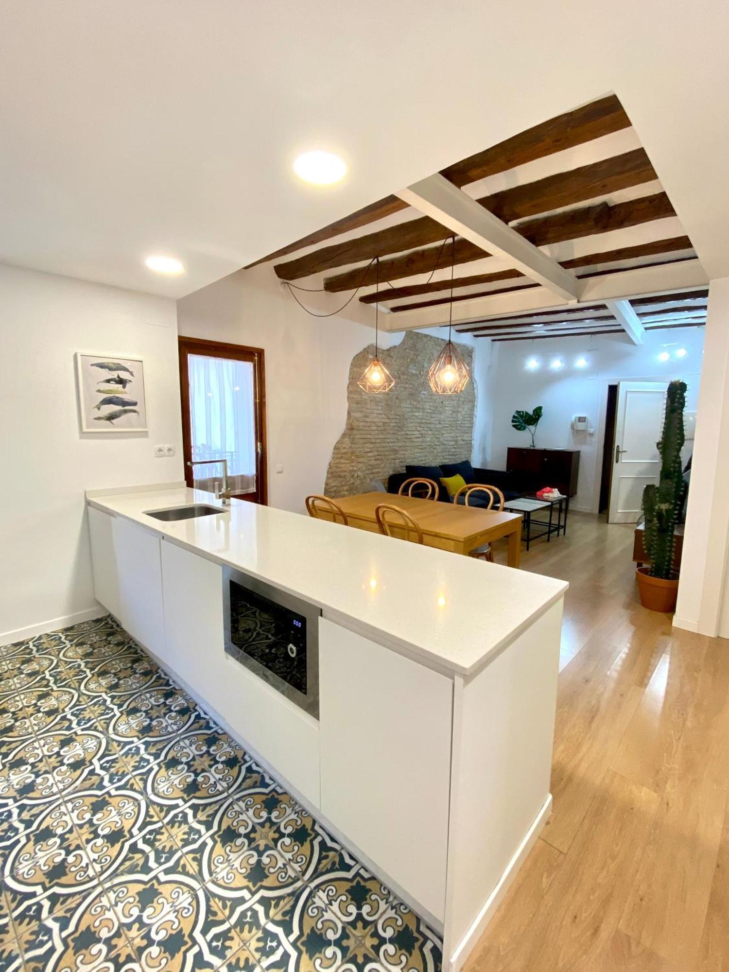 Vtz El Balcon De Rey Alfonso I Apartment Zaragoza Ngoại thất bức ảnh