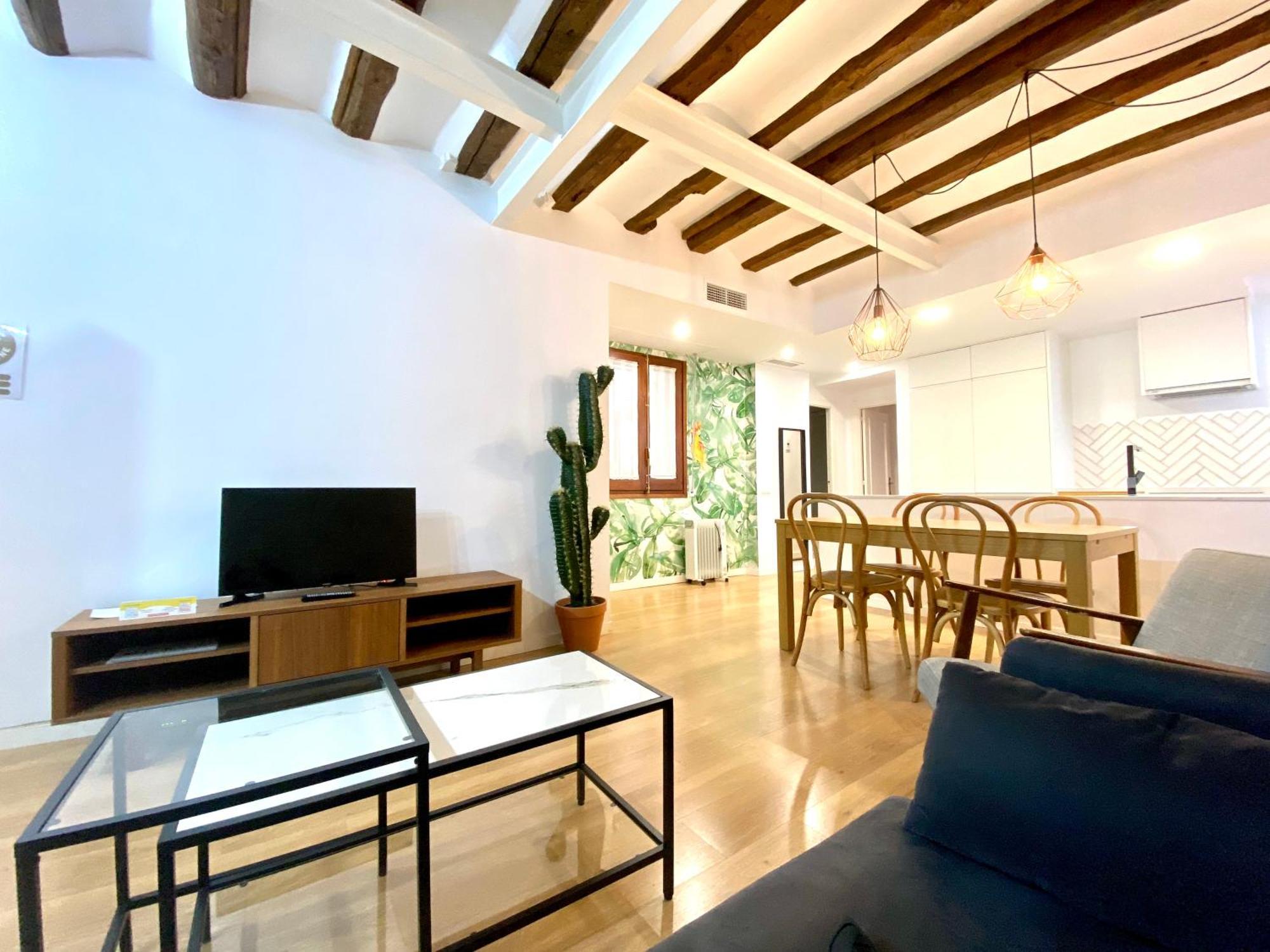 Vtz El Balcon De Rey Alfonso I Apartment Zaragoza Ngoại thất bức ảnh